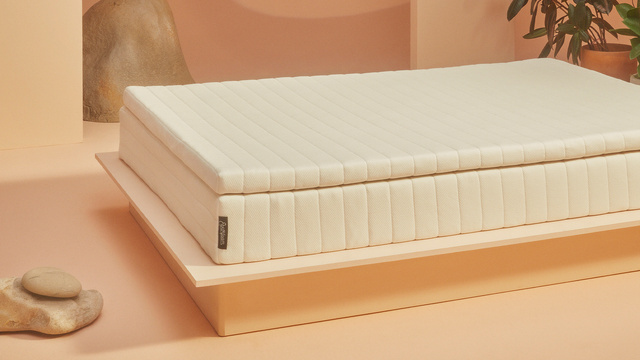 Medium shot of the mattress topper on top of the mattress